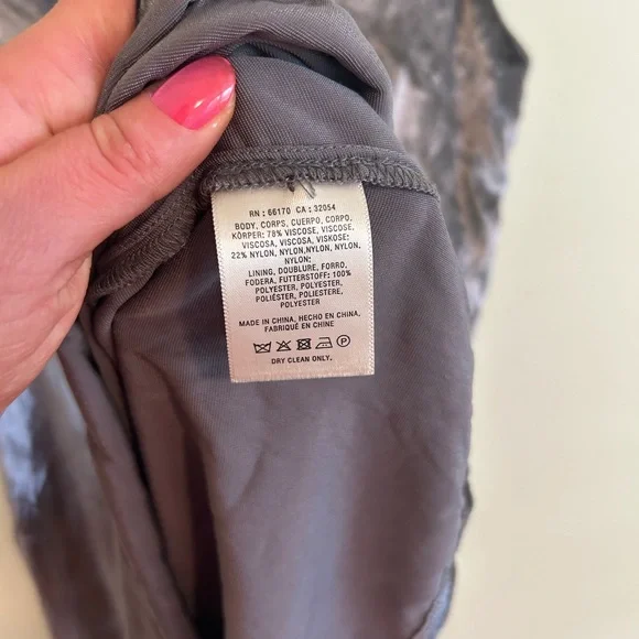 Anthropologie Maeve Velvet Cropped Wide Leg Jumpsuit Overalls Silver Size XS - Picture 6 of 8